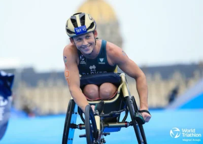 Lauren Parker qui célèbre son titre paralympique