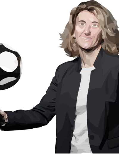 Marinette Pichon en costume